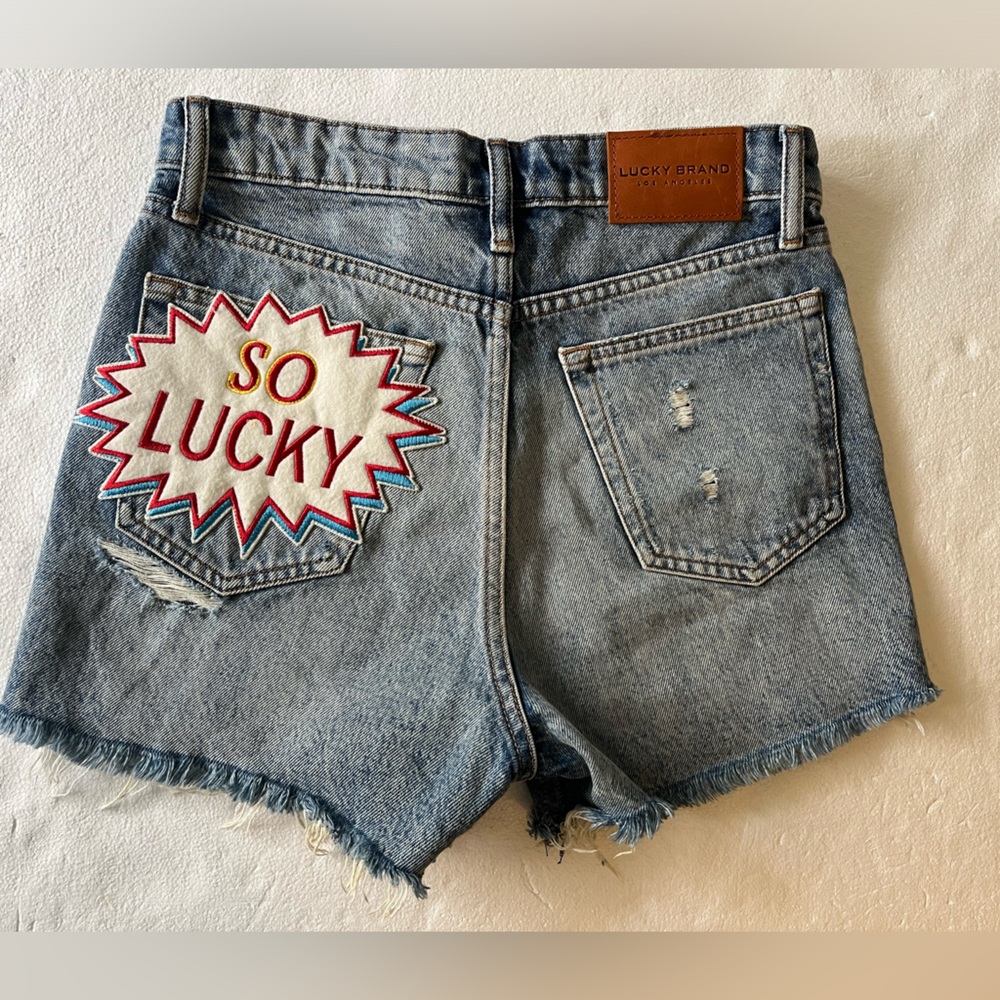 Lucky Brand high rise shorts with so lucky patch 4/27